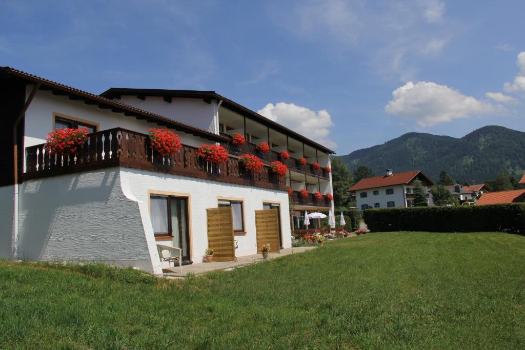 Hotel Alpenblick Berghof Халблех Екстериор снимка